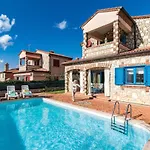 Villa-johanna Appartement *