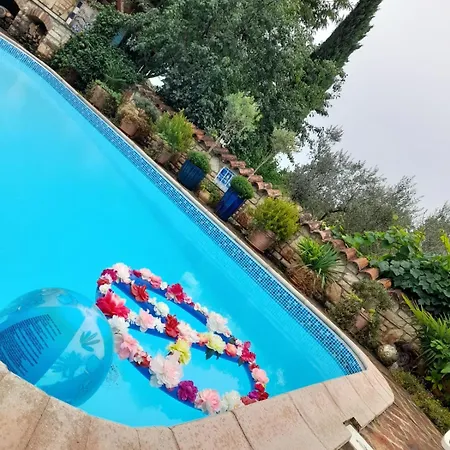 Villa-johanna شقة Kaštelir